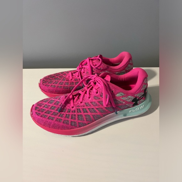 SOLD // Under Armour Flow // Sz 9 - Picture 4 of 4